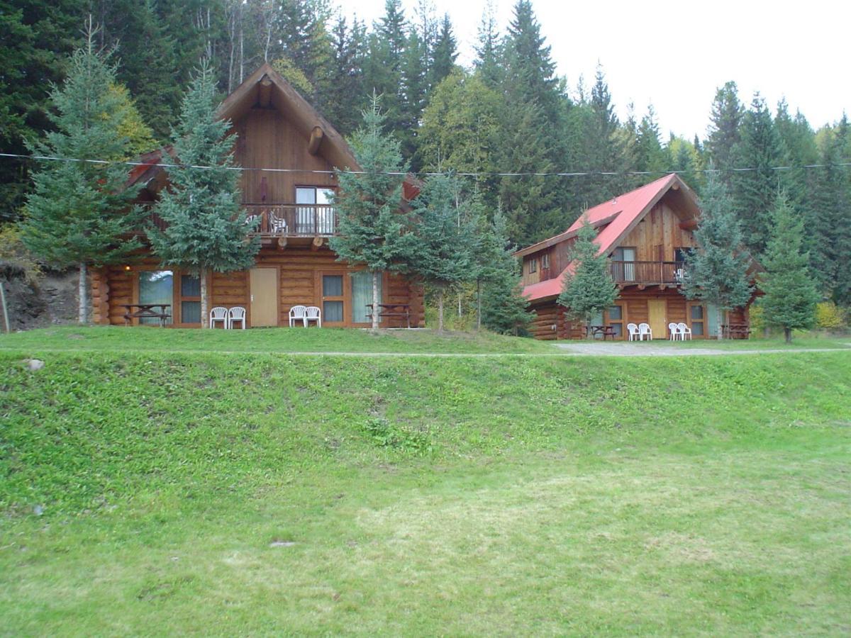 Helmcken Falls Lodge Cabin Rooms And Rv Park Clearwater Eksteriør bilde