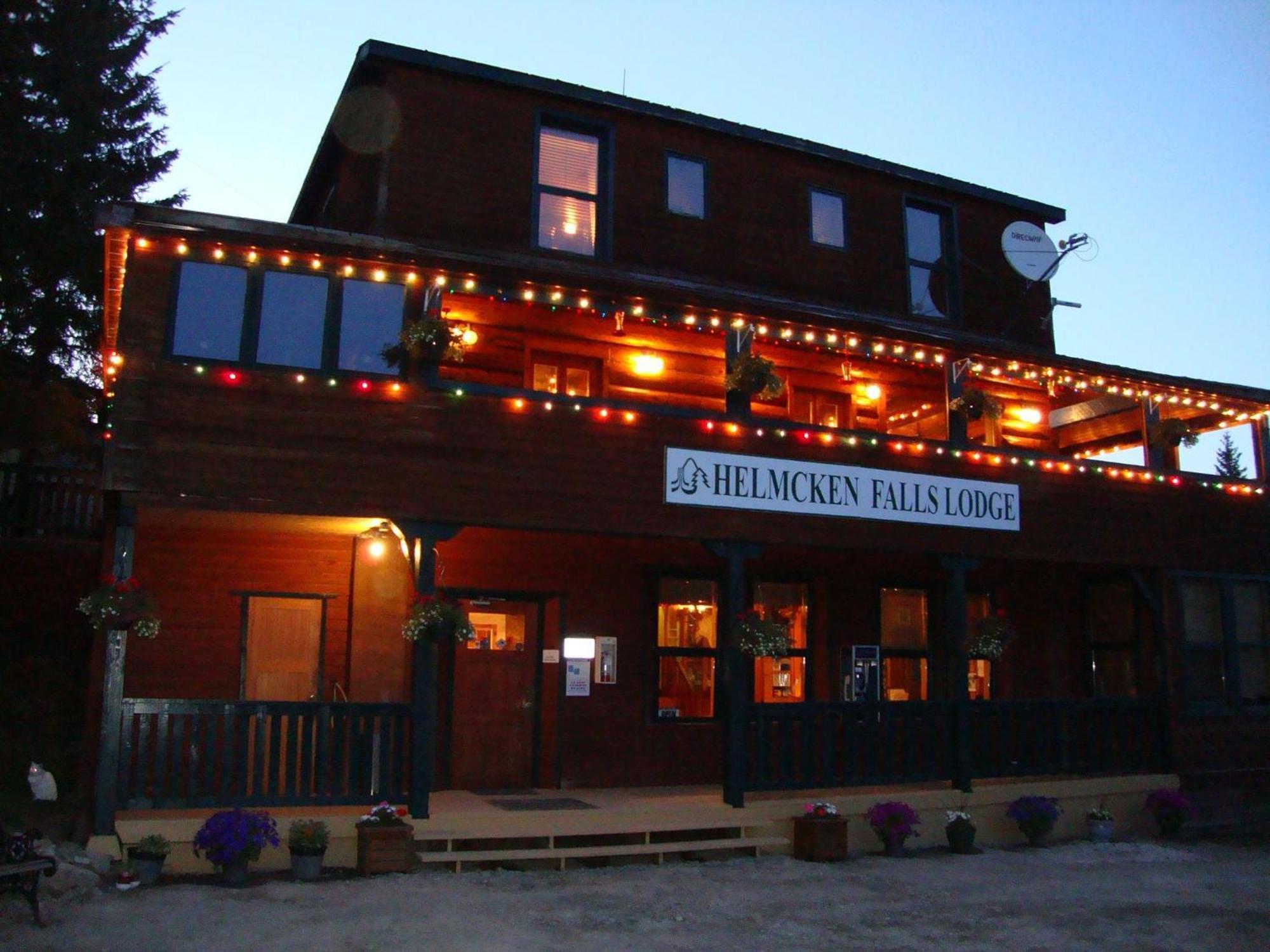 Helmcken Falls Lodge Cabin Rooms And Rv Park Clearwater Eksteriør bilde
