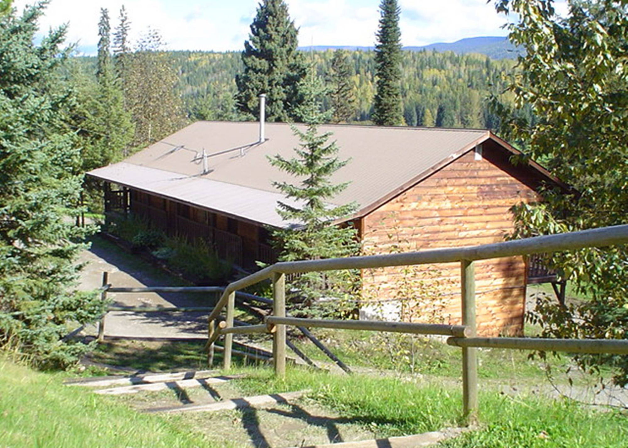 Helmcken Falls Lodge Cabin Rooms And Rv Park Clearwater Eksteriør bilde